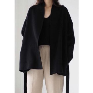 プラージュ(Plage)の新品タグ付　nae Allure Coat_black ナエコート(ガウンコート)