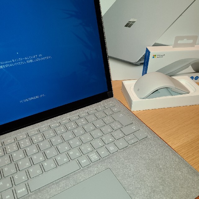 定期入れの Microsoft マウス付き LapTop2 Surface やすは - ノートPC