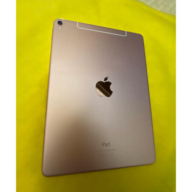 iPad iPad Pro 9.7 SIMフリー128GB の通販 by なつみ3さん's shop｜アイパッドならラクマ - Apple正規店購入 高品質好評