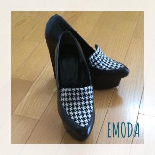 エモダ(EMODA)のEMODA シューズ(ハイヒール/パンプス)