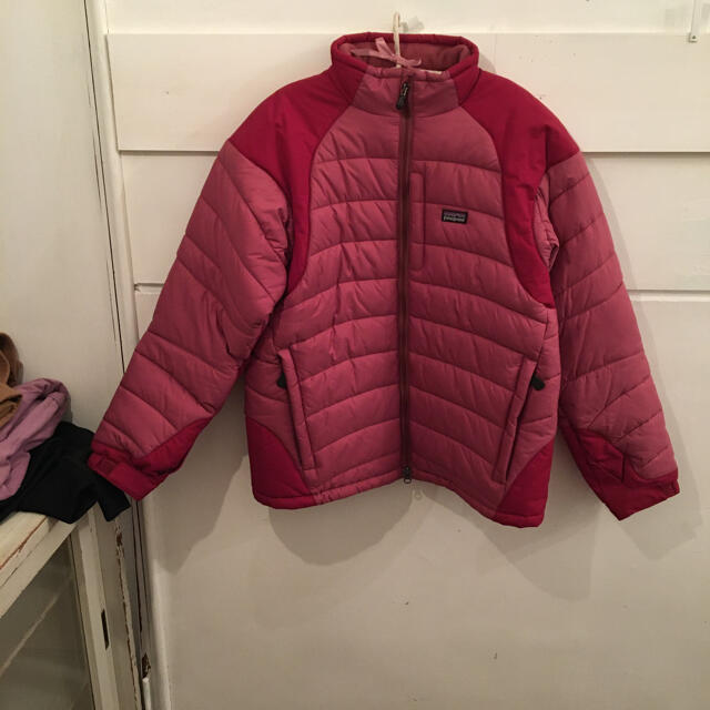 patagonia(パタゴニア)の最終価格💝patagonia down jacket. レディースのジャケット/アウター(ダウンジャケット)の商品写真