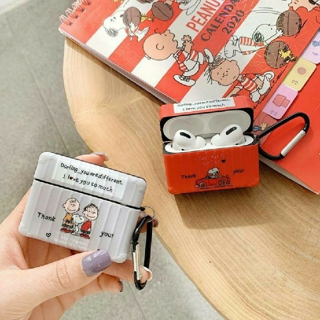 ❤スヌーピー/SNOOPY❤AirPodsケース✳カラビナ スマホ/家電/カメラのスマホアクセサリー(モバイルケース/カバー)の商品写真