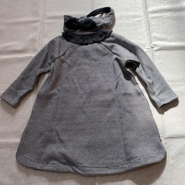 PETIT BATEAU(プチバトー)のプチバトー　ワンピースとヘアバンドのセット　新品 キッズ/ベビー/マタニティのベビー服(~85cm)(ワンピース)の商品写真