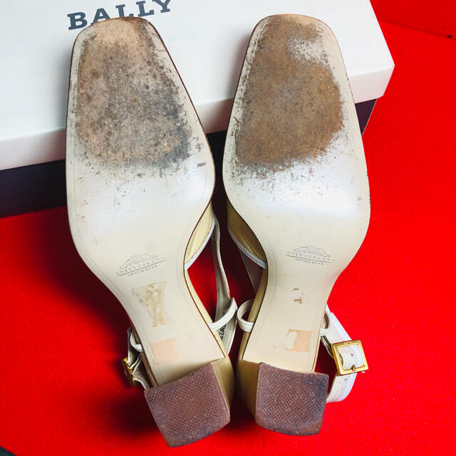 Bally(バリー)のBALLY バリー　スイス製　パンプス　バックストラップ レディースの靴/シューズ(ハイヒール/パンプス)の商品写真