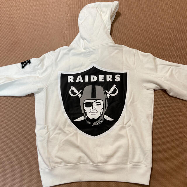 Supreme(シュプリーム)のシュプリーム NFL Riders 47 Hooded Sweatshirt メンズのトップス(パーカー)の商品写真