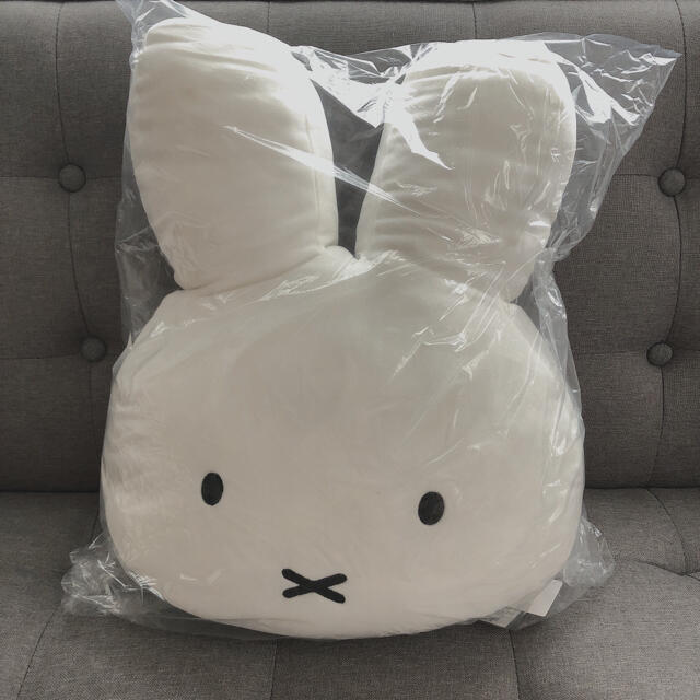新品 未開封 スタディオクリップ ミッフィー ブランケットinクッション 1