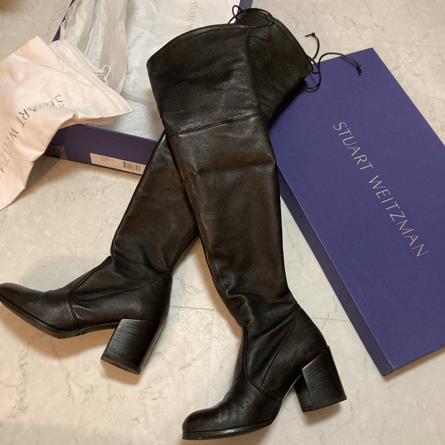 STUART WEITZMAN TIELAND 36 23cm ニーハイブーツ から厳選した 49.0