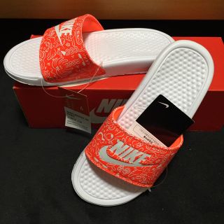 ナイキ(NIKE)のNIKE ベナッシ(サンダル)