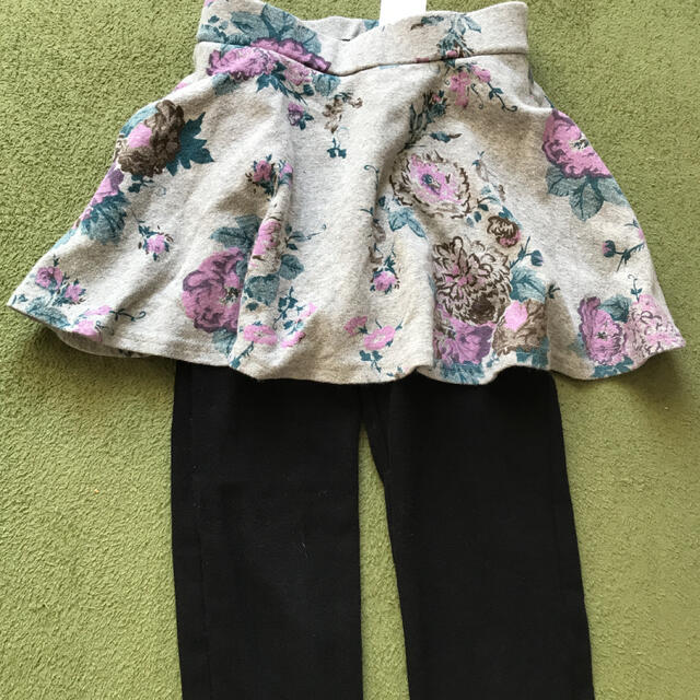 スカッツ キッズ/ベビー/マタニティのキッズ服女の子用(90cm~)(パンツ/スパッツ)の商品写真