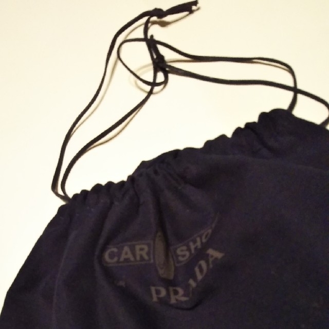 PRADA(プラダ)のPRADA　保存布袋　2枚 レディースのバッグ(その他)の商品写真