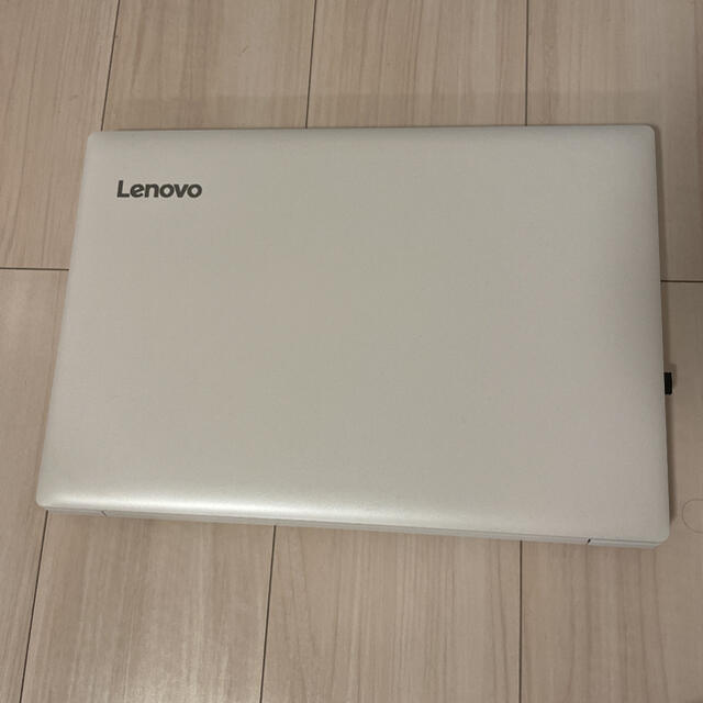 Lenovo(レノボ)のLenovo レノボ　ノートパソコン　330-15IGM スマホ/家電/カメラのPC/タブレット(ノートPC)の商品写真