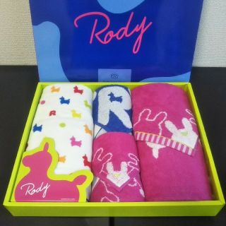 ロディ(Rody)の≪新品≫ ロディタオルセット（Rody）／フェイスタオル２枚 ＆ ミニタオル２枚(タオル/バス用品)