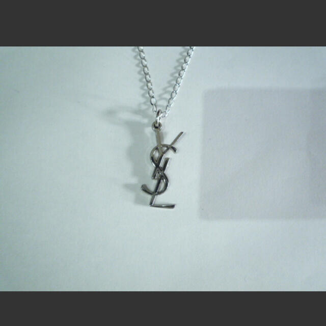 メール便対応! YVES SAINT LAURENT LOGO NECKLACE トップのみ