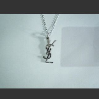 サンローラン(Saint Laurent)のYVES SAINT LAURENT LOGO NECKLACE トップのみ(ネックレス)