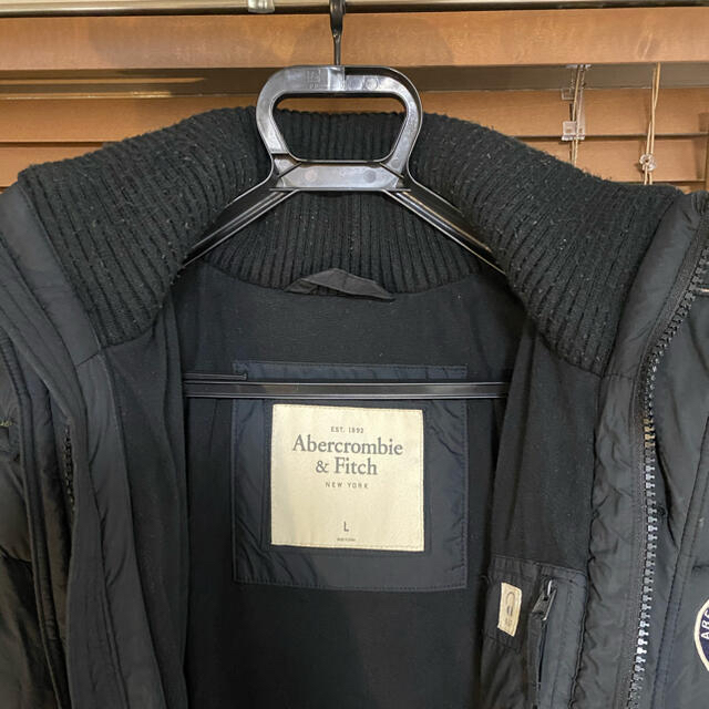 Abercrombie&Fitch(アバクロンビーアンドフィッチ)のアバクロ　中綿ダウンジャケット メンズのジャケット/アウター(ダウンジャケット)の商品写真