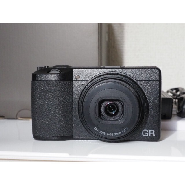 【サイズ交換ＯＫ】 【人気シリーズ最新機】RICOH - RICOH GR APS-C大型センサー 3 Ⅲ コンパクトデジタルカメラ