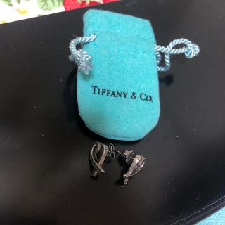 ティファニー(Tiffany & Co.)のティファニー　ラビングハート　ピアス　シルバー　925(ピアス)