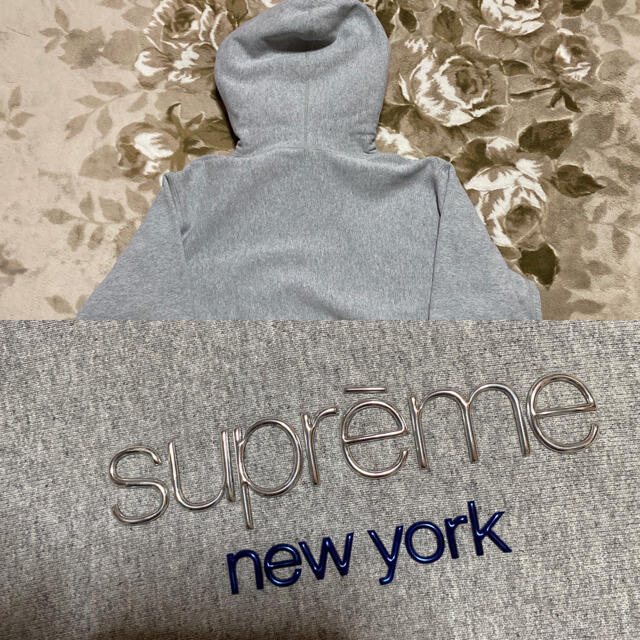 Supreme(シュプリーム)の16aw Supreme CHROME classic logo パーカー　L メンズのトップス(パーカー)の商品写真