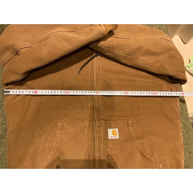 carhartt(カーハート)のカーハート　アクティブジャケット　Mサイズ　ブラウン メンズのトップス(パーカー)の商品写真