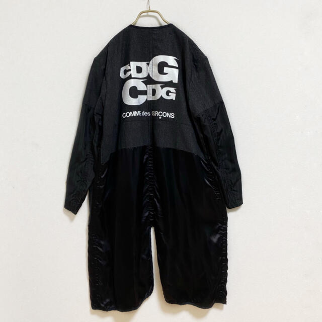 【美品】CDG ペンキ ロゴ サテン ライナーコート メンズ S ブラック