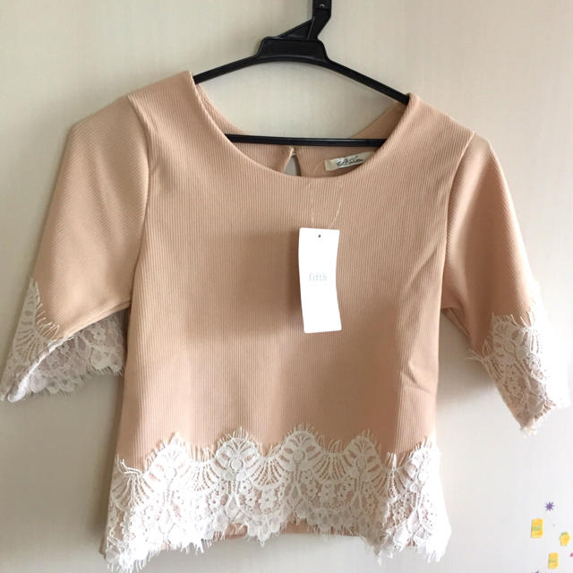 fifth(フィフス)の値下げ！新品タグ付きレースTops♡ レディースのトップス(カットソー(半袖/袖なし))の商品写真