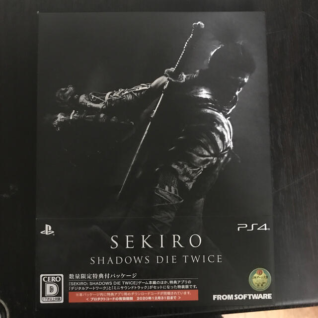 PlayStation4(プレイステーション4)のSEKIRO： SHADOWS DIE TWICE PS4 エンタメ/ホビーのゲームソフト/ゲーム機本体(家庭用ゲームソフト)の商品写真