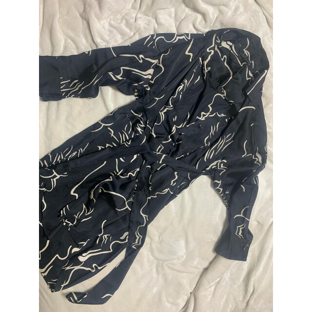 ZARA(ザラ)のZARA PRINTING DRESS ザラ　プリンティング　ワンピース レディースのワンピース(ひざ丈ワンピース)の商品写真