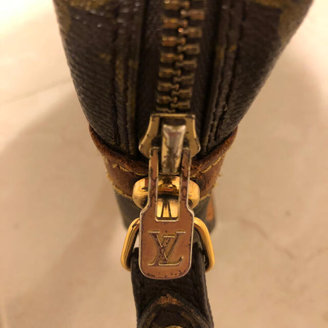 LOUIS VUITTON(ルイヴィトン)の★値下げ　ルイヴィトンモノグラム　セカンドバック メンズのバッグ(セカンドバッグ/クラッチバッグ)の商品写真