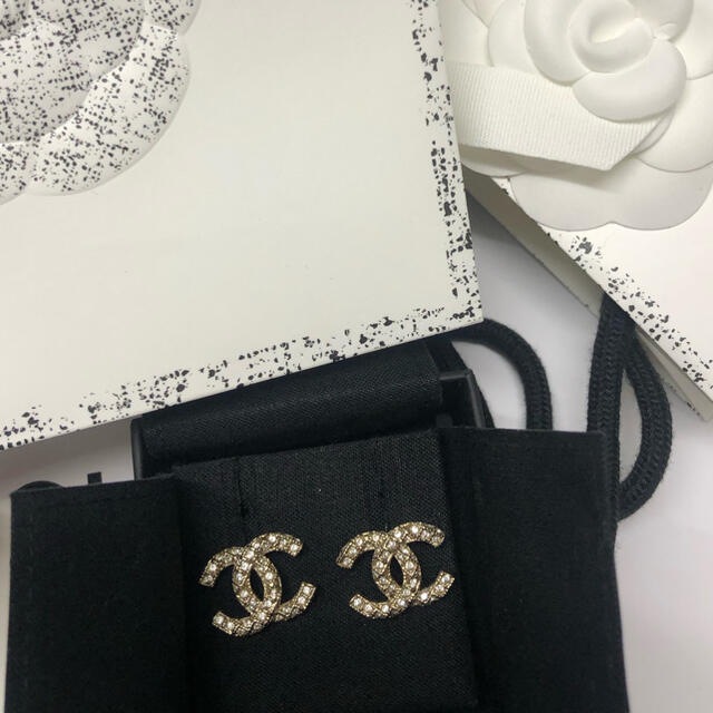 新版 CHANEL - 新品❣️正規CHANELキラキラライトゴールドストールココ