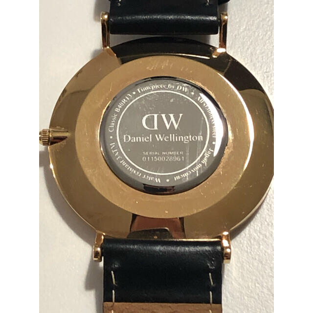 Daniel Wellington(ダニエルウェリントン)のdanielwellington ブラック　ゴールド　40mm メンズの時計(腕時計(アナログ))の商品写真