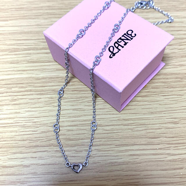 LANIE bone HEART necklace mini レディースのアクセサリー(ネックレス)の商品写真