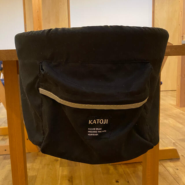 KATOJI(カトージ)のカトージ テーブルチェア イージーフィット ブラック 6か月~  キッズ/ベビー/マタニティの寝具/家具(その他)の商品写真