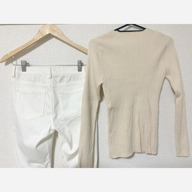 ZARA(ザラ)のUNIQLO PANTS & HIGH QUALITY KNIT SWEATER レディースのトップス(ニット/セーター)の商品写真