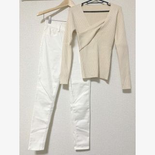 ザラ(ZARA)のUNIQLO PANTS & HIGH QUALITY KNIT SWEATER(ニット/セーター)