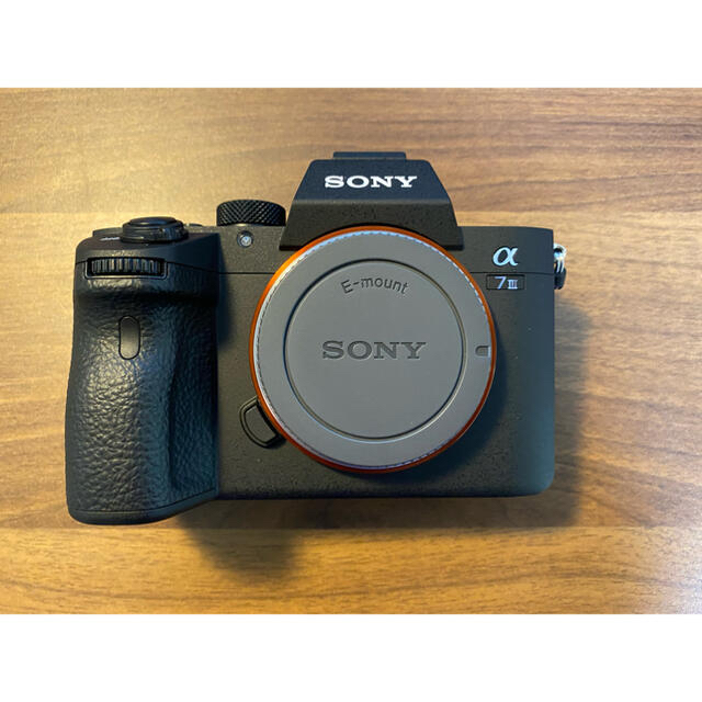 SONY(ソニー)の【新同品】Sony α7iii スマホ/家電/カメラのカメラ(ミラーレス一眼)の商品写真