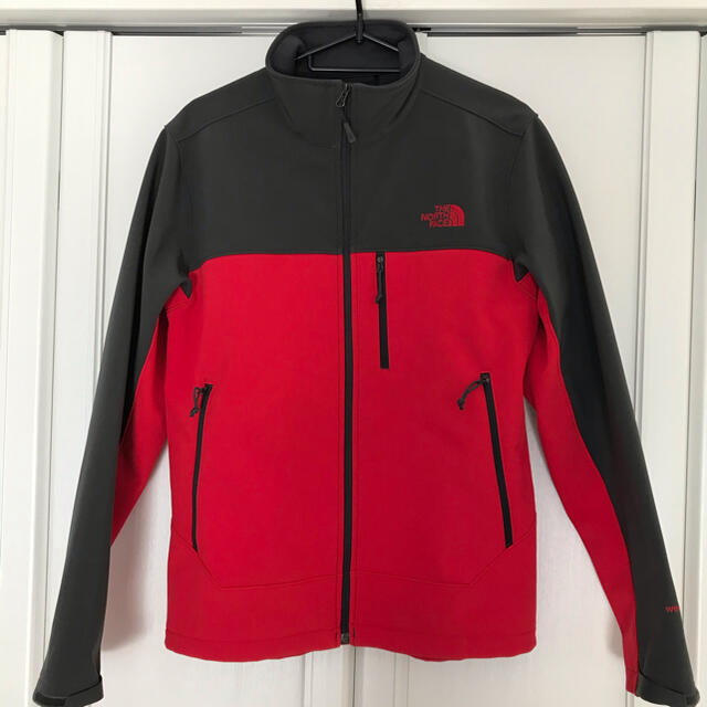 THE NORTH FACE(ザノースフェイス)の古着　THE NORTH FACE ソフトシェルジャケット メンズのジャケット/アウター(その他)の商品写真