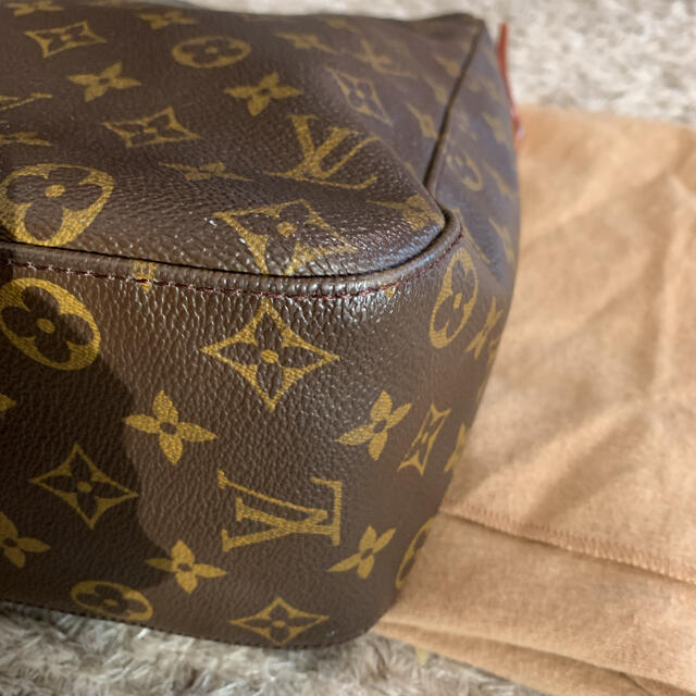 LOUIS VUITTON(ルイヴィトン)のルイヴィトン　モノグラムルーピング　ＧＭ レディースのバッグ(ショルダーバッグ)の商品写真