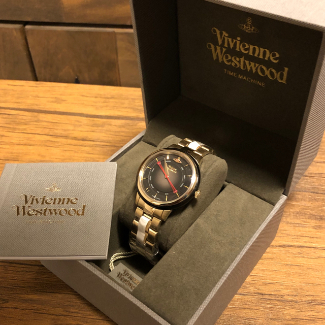 売切！新品未使用VIVIENNE WESTWOOD VV158BKGD 腕時計