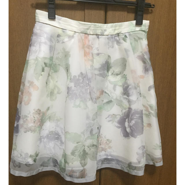 Rirandture(リランドチュール)の美品 オーガンジースカート レディースのスカート(ひざ丈スカート)の商品写真