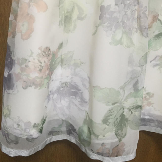 Rirandture(リランドチュール)の美品 オーガンジースカート レディースのスカート(ひざ丈スカート)の商品写真