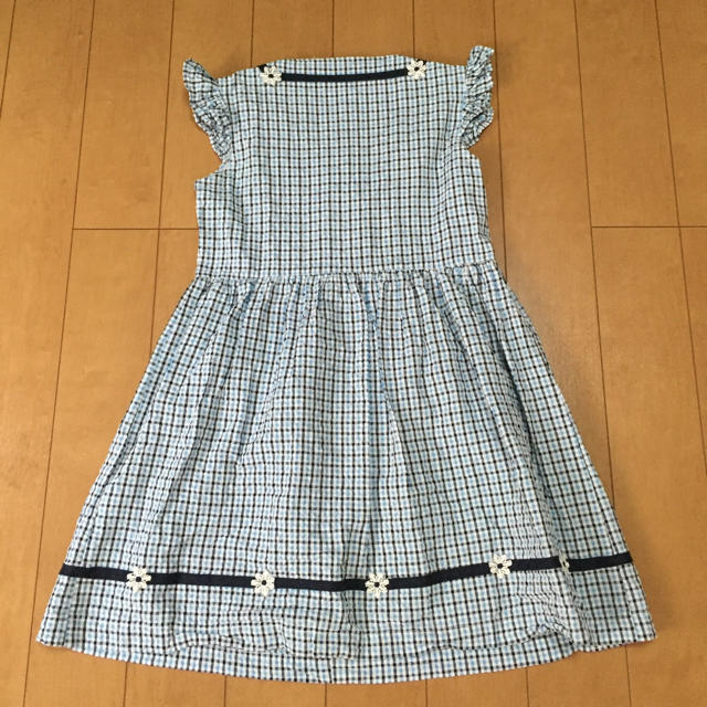 familiar(ファミリア)のアートレターワンピース キッズ/ベビー/マタニティのキッズ服女の子用(90cm~)(ワンピース)の商品写真