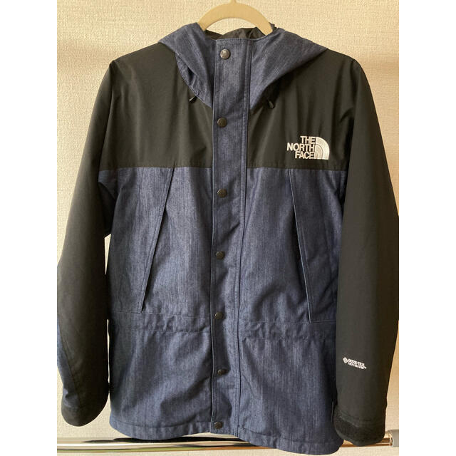 THE NORTH FACE(ザノースフェイス)のザ・ノースフェイス マウンテンライトデニムジャケット メンズのジャケット/アウター(マウンテンパーカー)の商品写真