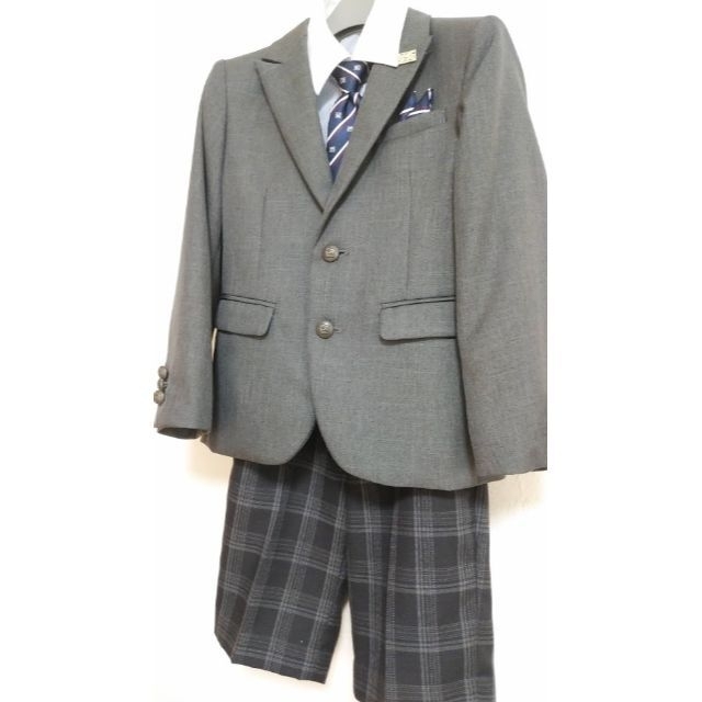 男の子用スーツ　120　ミチコロンドン　グレー　卒業式　入学式