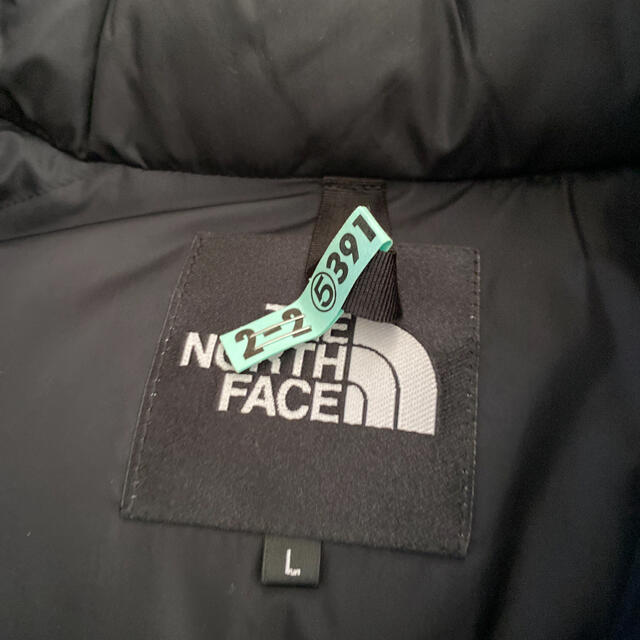 THE NORTH FACE(ザノースフェイス)のノースフェイス　レディースヌプシジャケット レディースのジャケット/アウター(ダウンジャケット)の商品写真