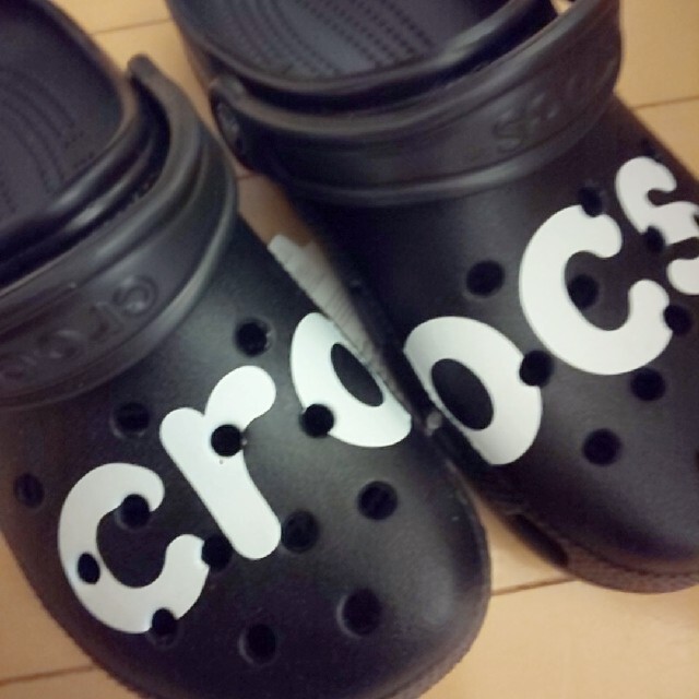 crocs(クロックス)の りひ@...様専用 crocs サンダル ブーツ7足 キッズ/ベビー/マタニティのキッズ靴/シューズ(15cm~)(サンダル)の商品写真