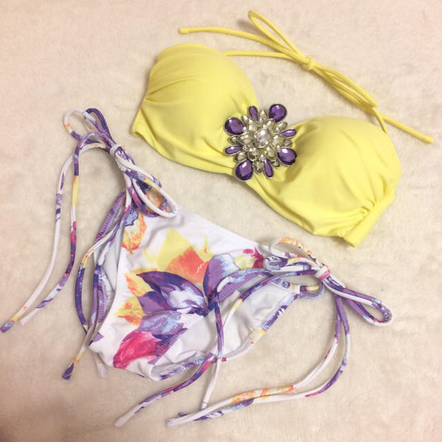 ⑮【新品未使用】Rady♡ポイントエレガンスフラワービジュービキニ