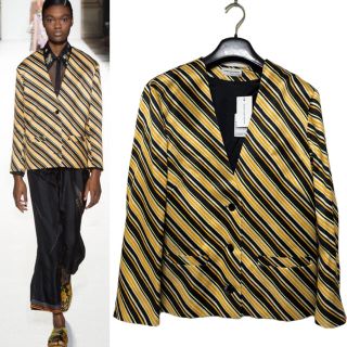 ドリスヴァンノッテン(DRIES VAN NOTEN)の  ドリスヴァンノッテン 斜めストライプノーカラージャケット 【1640】(テーラードジャケット)