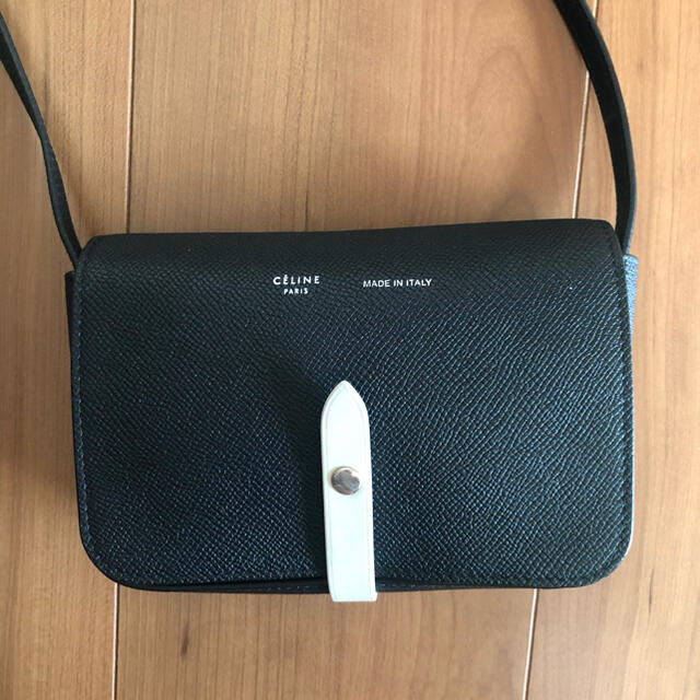 完売 新品 celine  ソロ クラッチ  ポーチ ビニールバッグ