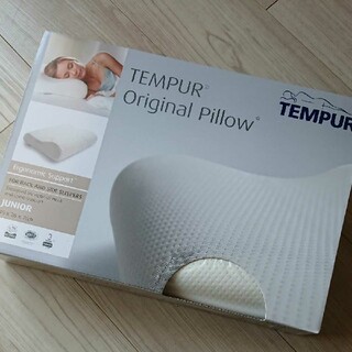 テンピュール(TEMPUR)の【未使用】テンピュール 枕 オリジナルネックピロー ジュニア Jr.(枕)