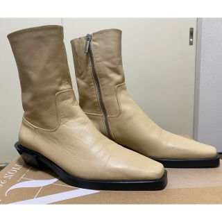 ザラ(ZARA)のZARA レザー　アンクルブーツ　サイズ37  新品・未使用(ブーツ)